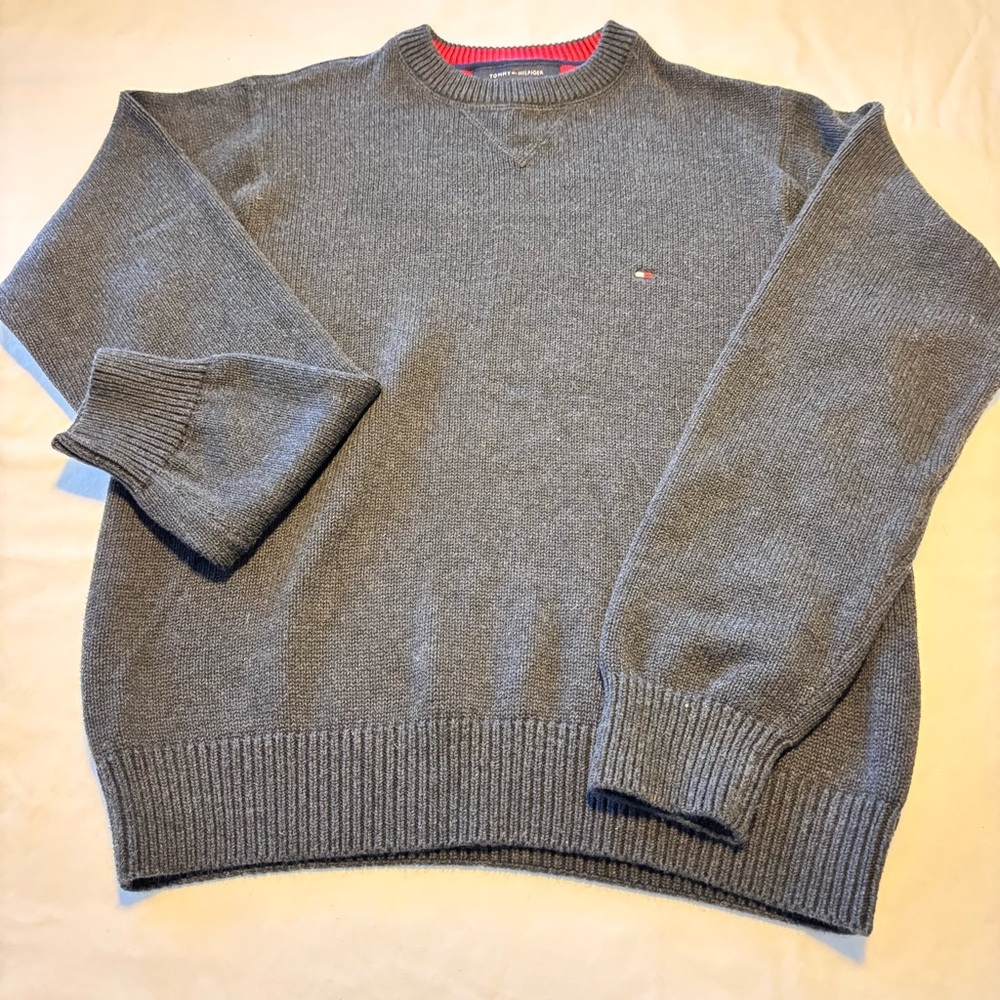 Tommy Hilfiger Gray Crewneck Sweater